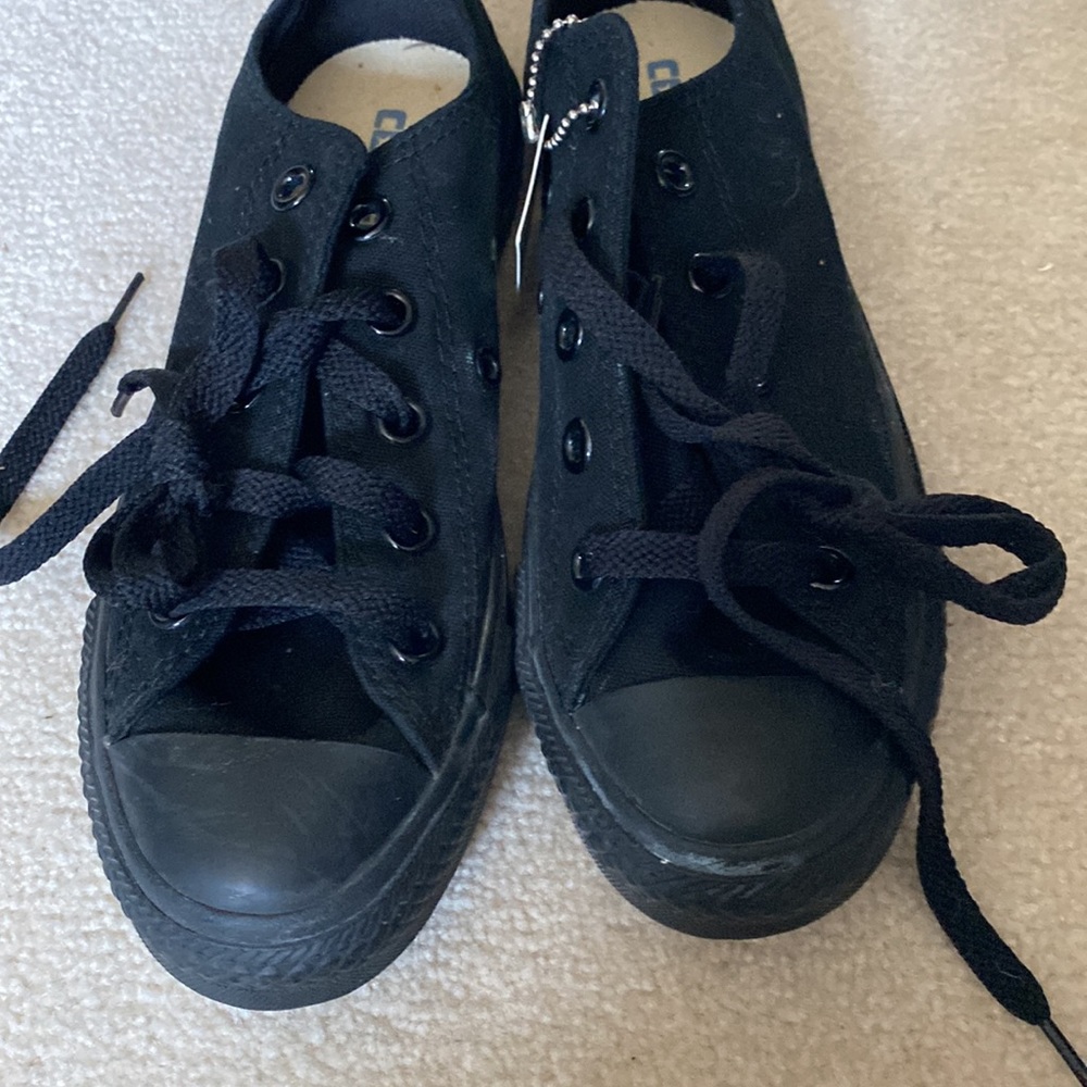 NWT Converse Black Canvas Platform Sneakers